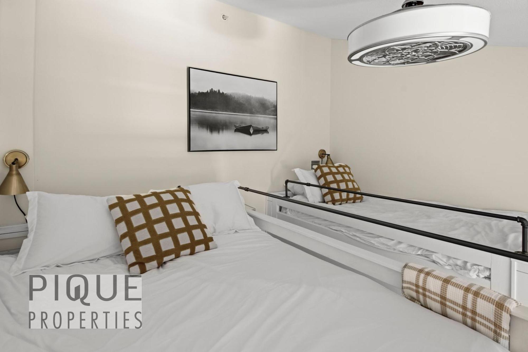Appartement Mountain Loft Retreat, Heated Pool & Hot Tub, Ug Parking, Balcony, Wifi! à Canmore Extérieur photo
